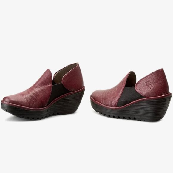 Fly London 'Yua' Genuine Leather Low Cut Wedge Slip-On Shoes in Cherry Size 39 - Picture 2 of 8